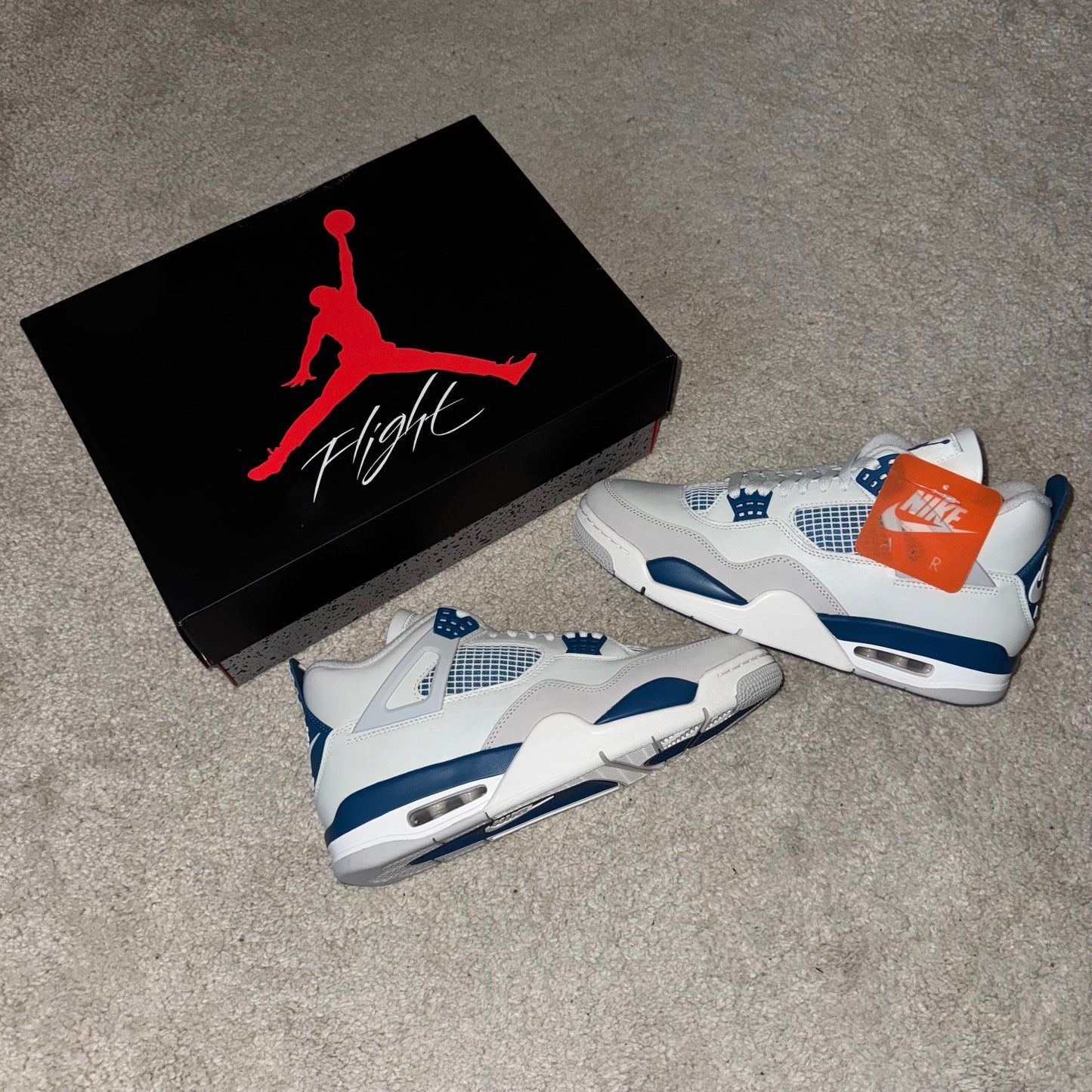 Jordan 4 Retro Militairy Blue 2024