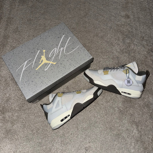Jordan 4 Retro SE Craft Photon Dust