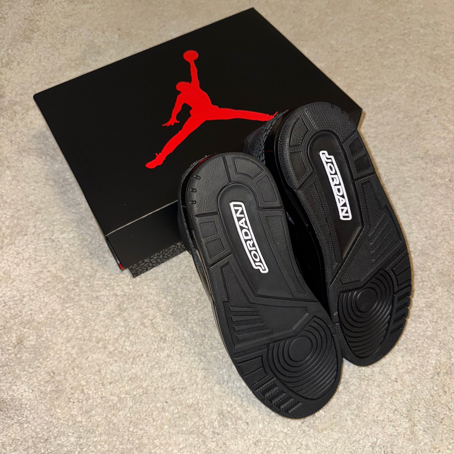 Jordan 3 Retro Black Cat 2025