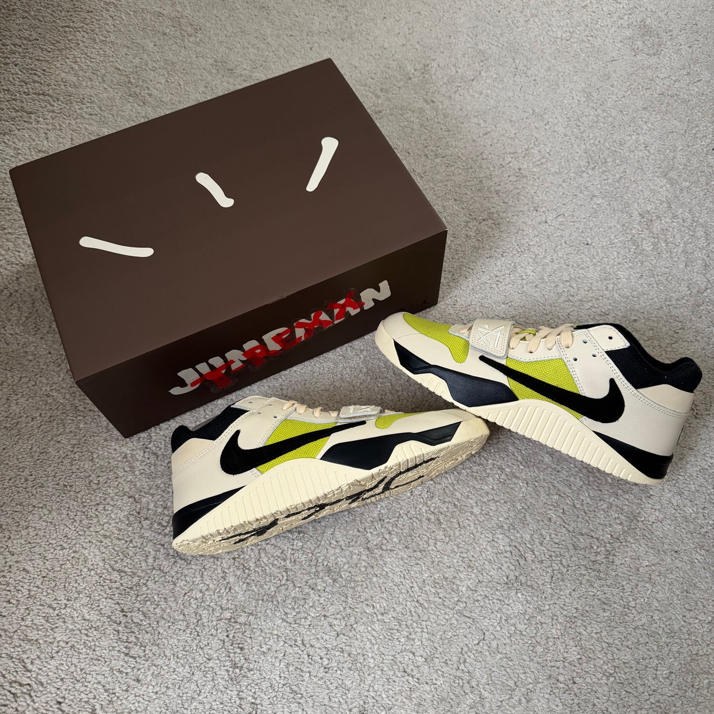 Jordan Jumpman Jack TR Travis Scott Bright Cactus