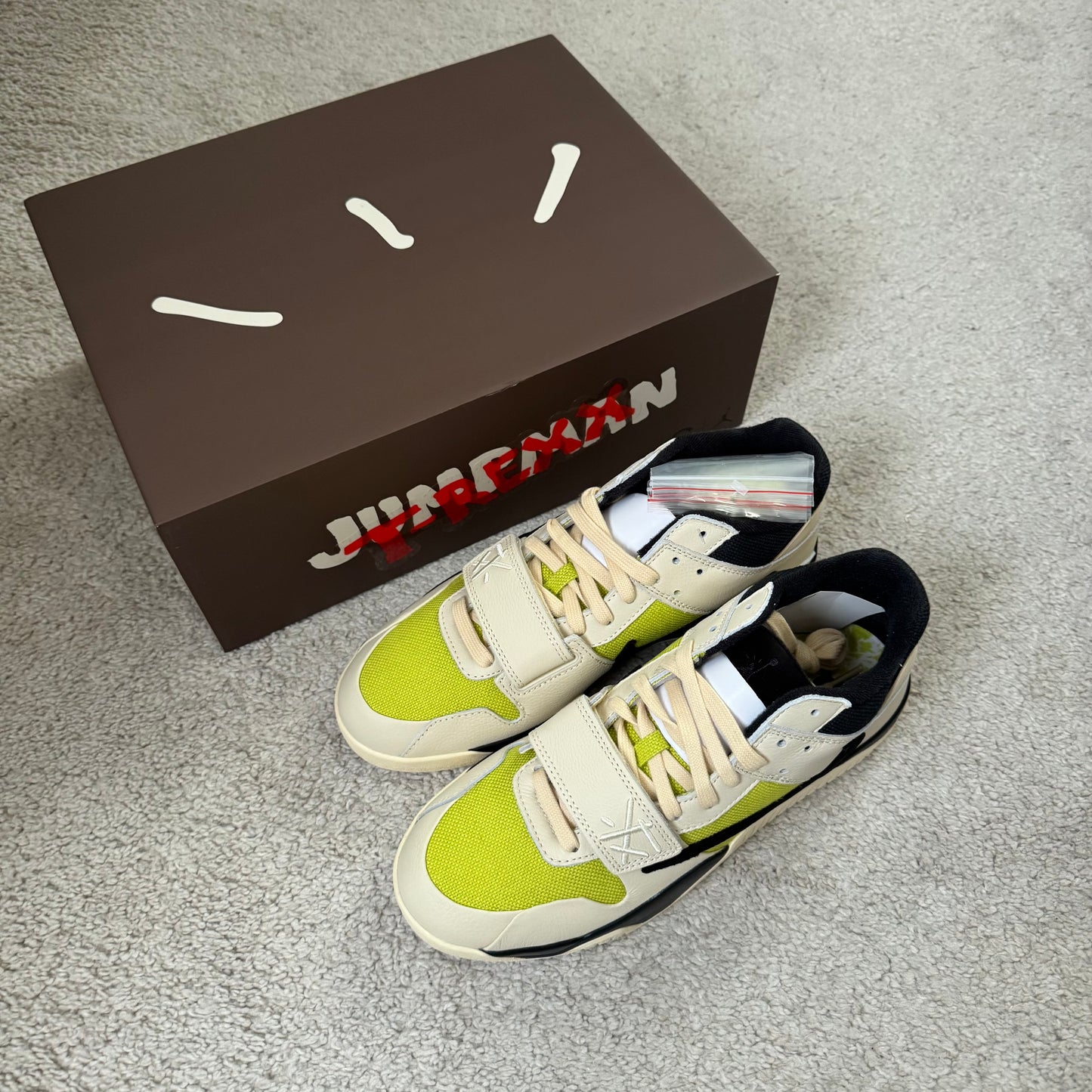 Jordan Jumpman Jack TR Travis Scott Bright Cactus