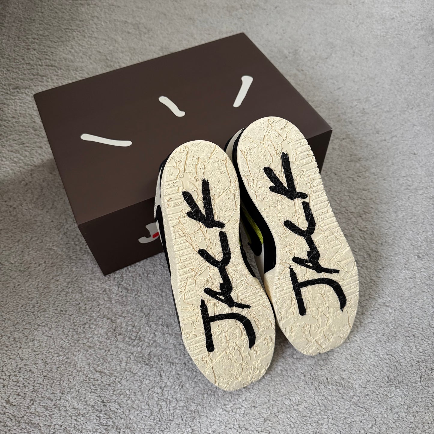 Jordan Jumpman Jack TR Travis Scott Bright Cactus