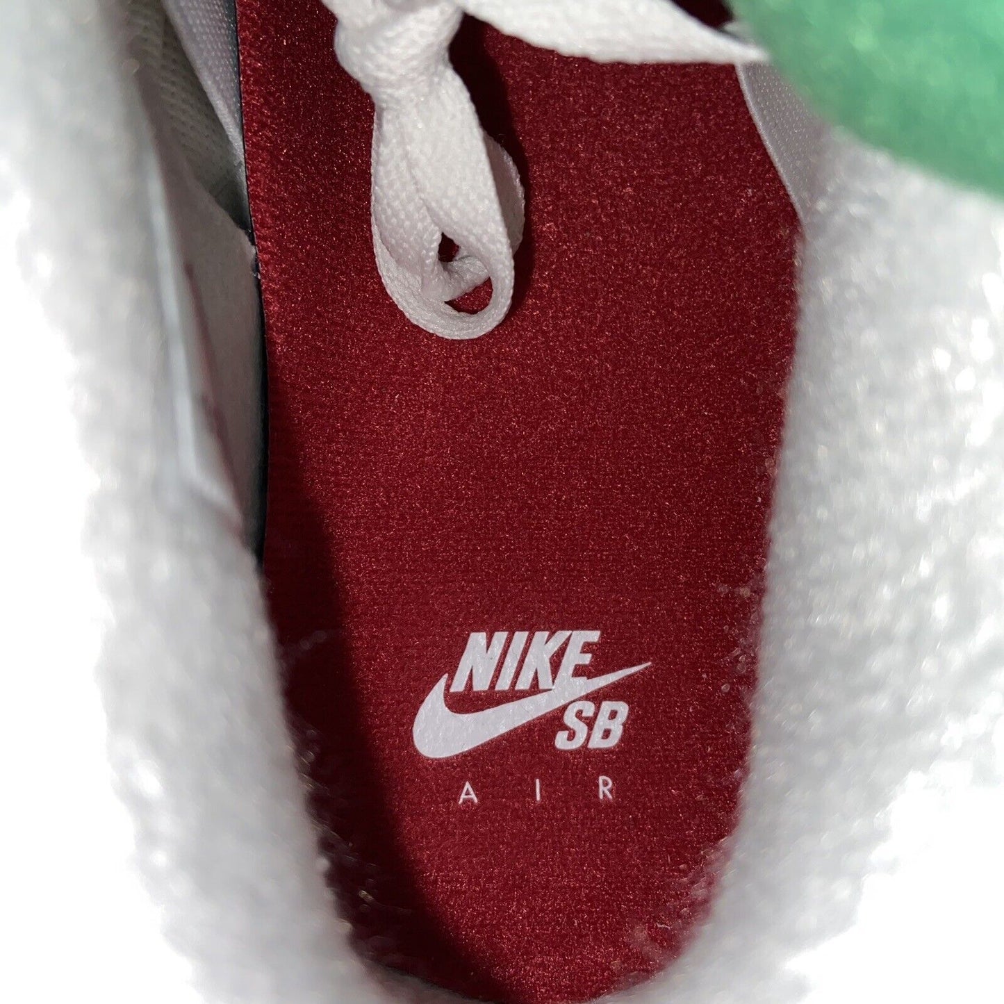 Jordan 4 Retro SB Pine Green